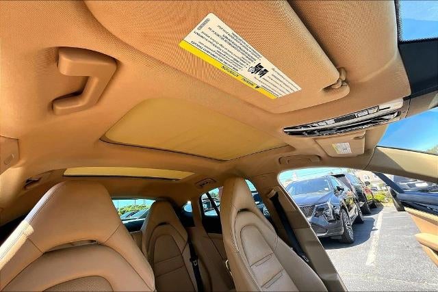 2018 Porsche Panamera Base