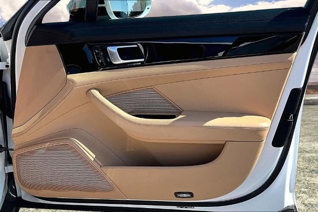 2018 Porsche Panamera Base