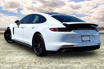 2018 Porsche Panamera Base