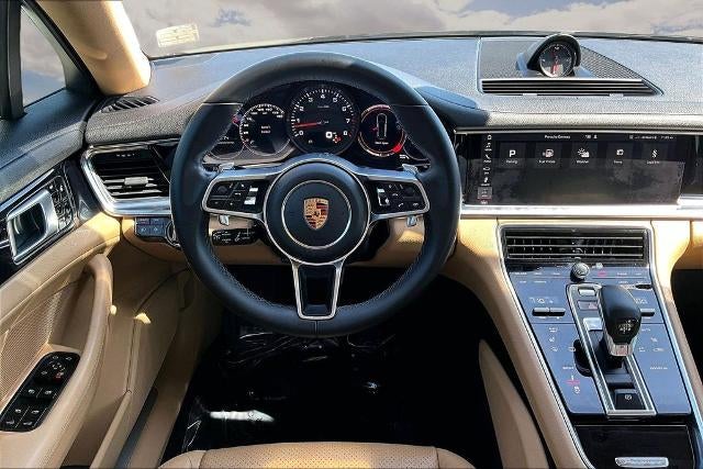 2018 Porsche Panamera Base