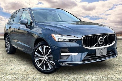2022 Volvo XC60 Momentum