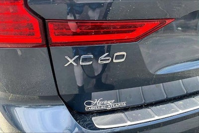 2022 Volvo XC60 Momentum