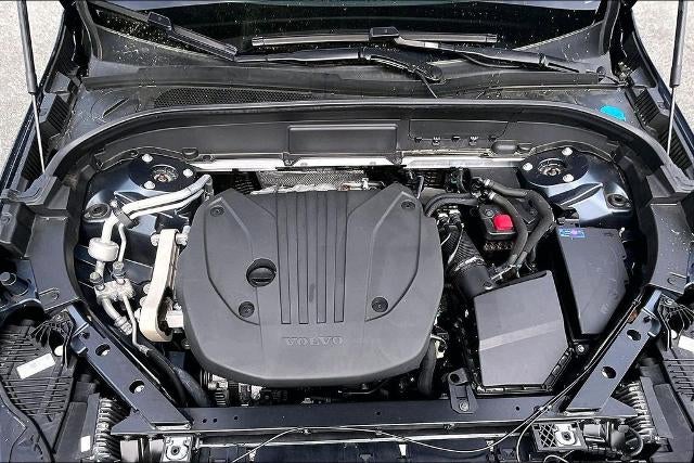 2022 Volvo XC60 Momentum
