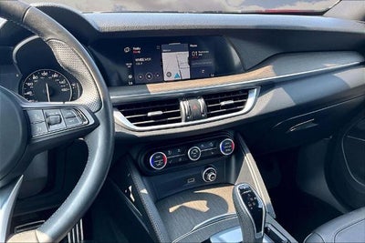 2022 Alfa Romeo Stelvio Ti